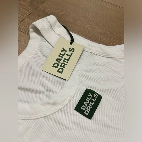 Daily Drills Ribbed Tank - Picture 2 of 3